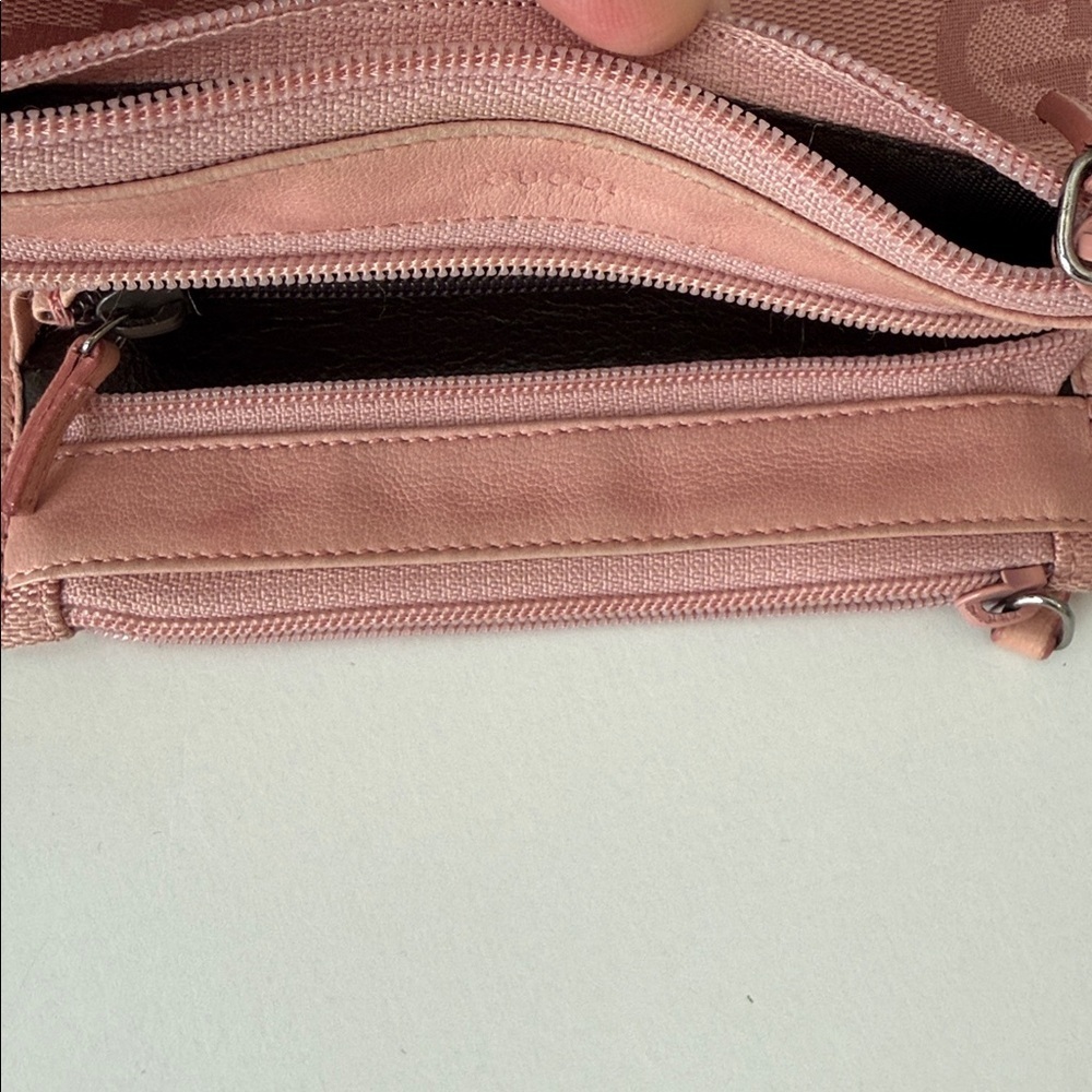 Gucci GG Canvas Zip Wallet Light Pink 5x4 Multiple Zipper Compartments - Picture 9 of 11